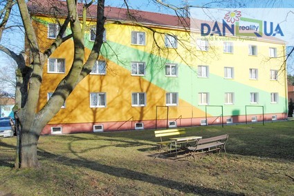 Pronájem bytu 1+kk v Tlučné. - Fotka 1