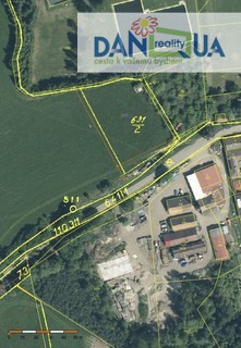 Krásný pozemek v obci Žihobce - Fotka 10