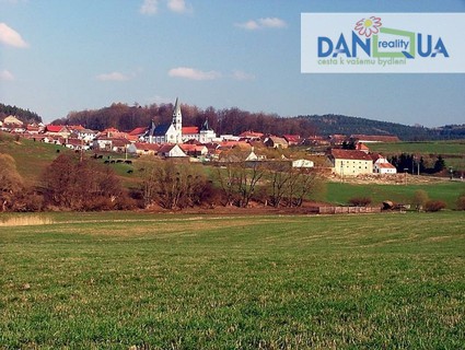 Krásný pozemek v obci Žihobce - Fotka 10